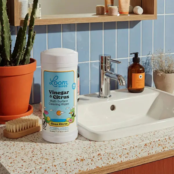 Vinegar wipes on bathroom sink